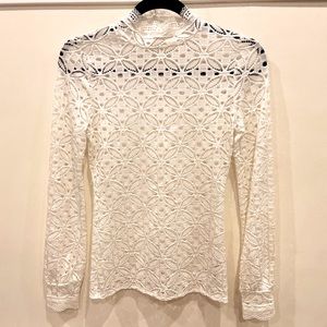 Long sleeve mock neck shirt